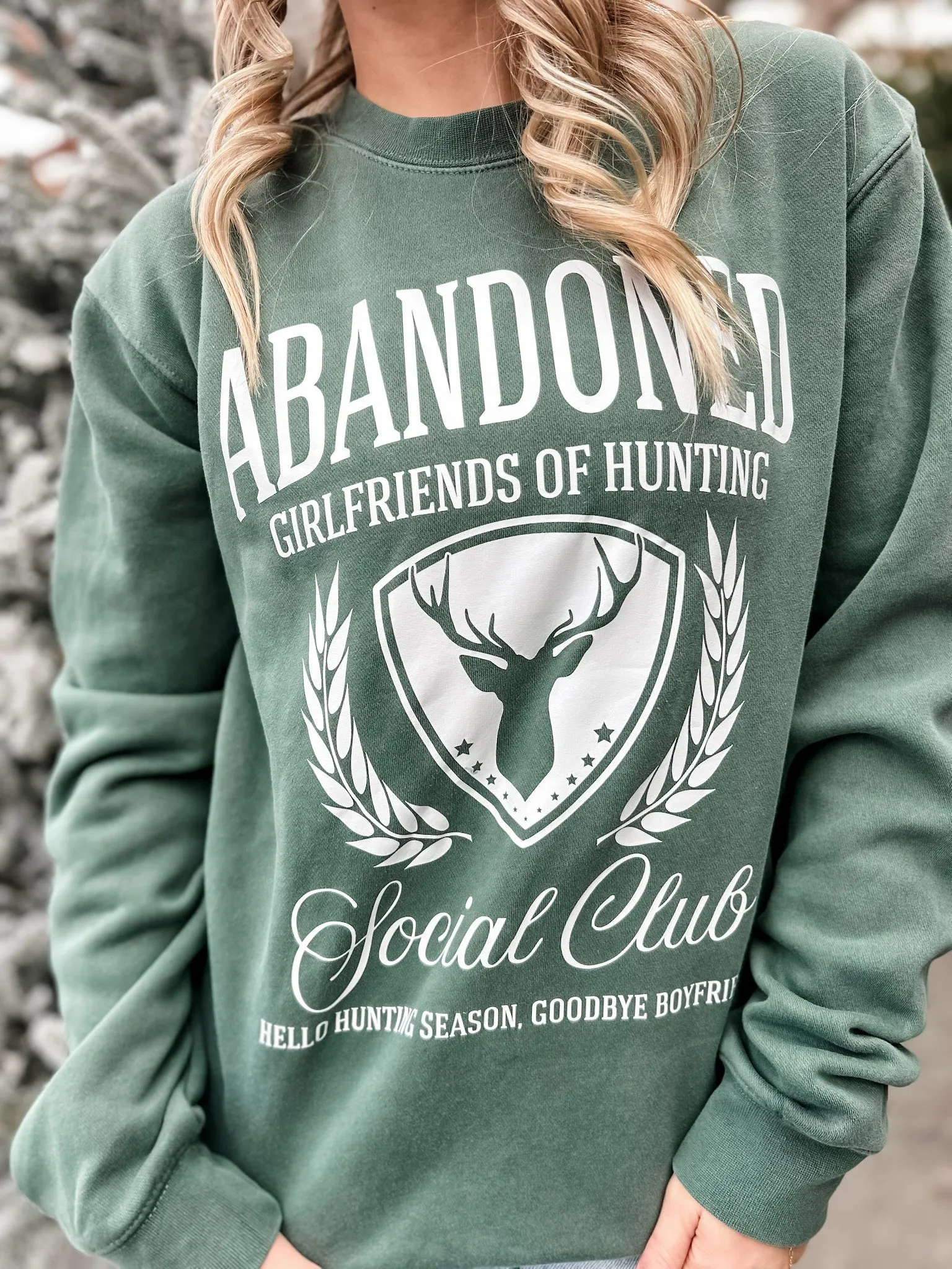 Abandoned Hunting Girlfriends Crew- Alpine