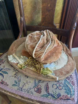 Antique Edwardian Velvet 'Branch & Leaves' Brimmed Hat