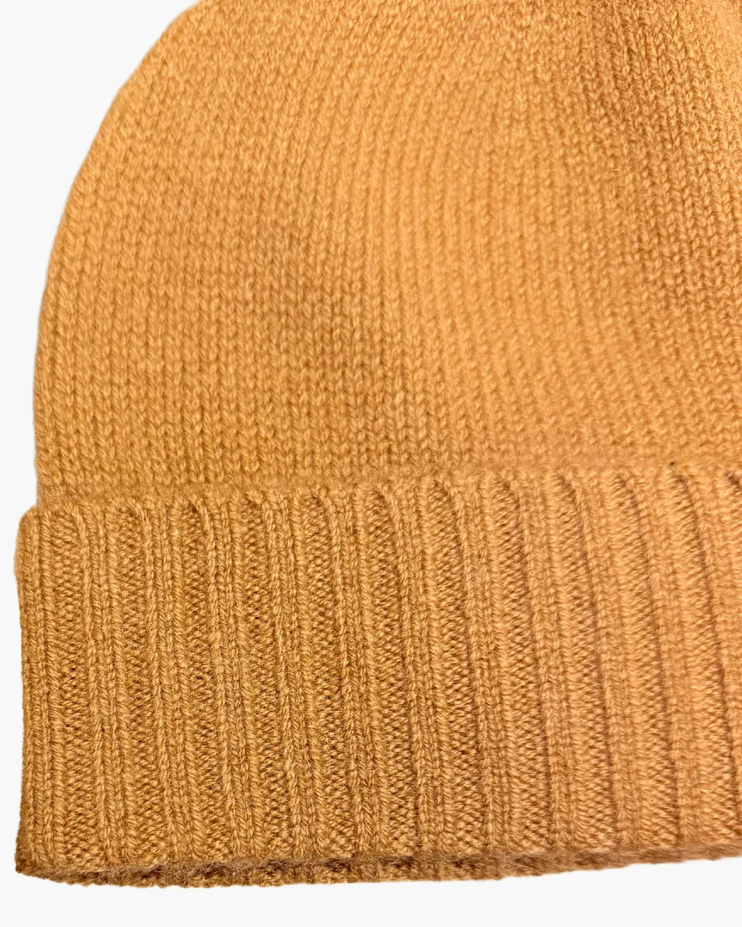 BIANCA CASHMERE BEANIE IN CARAMEL