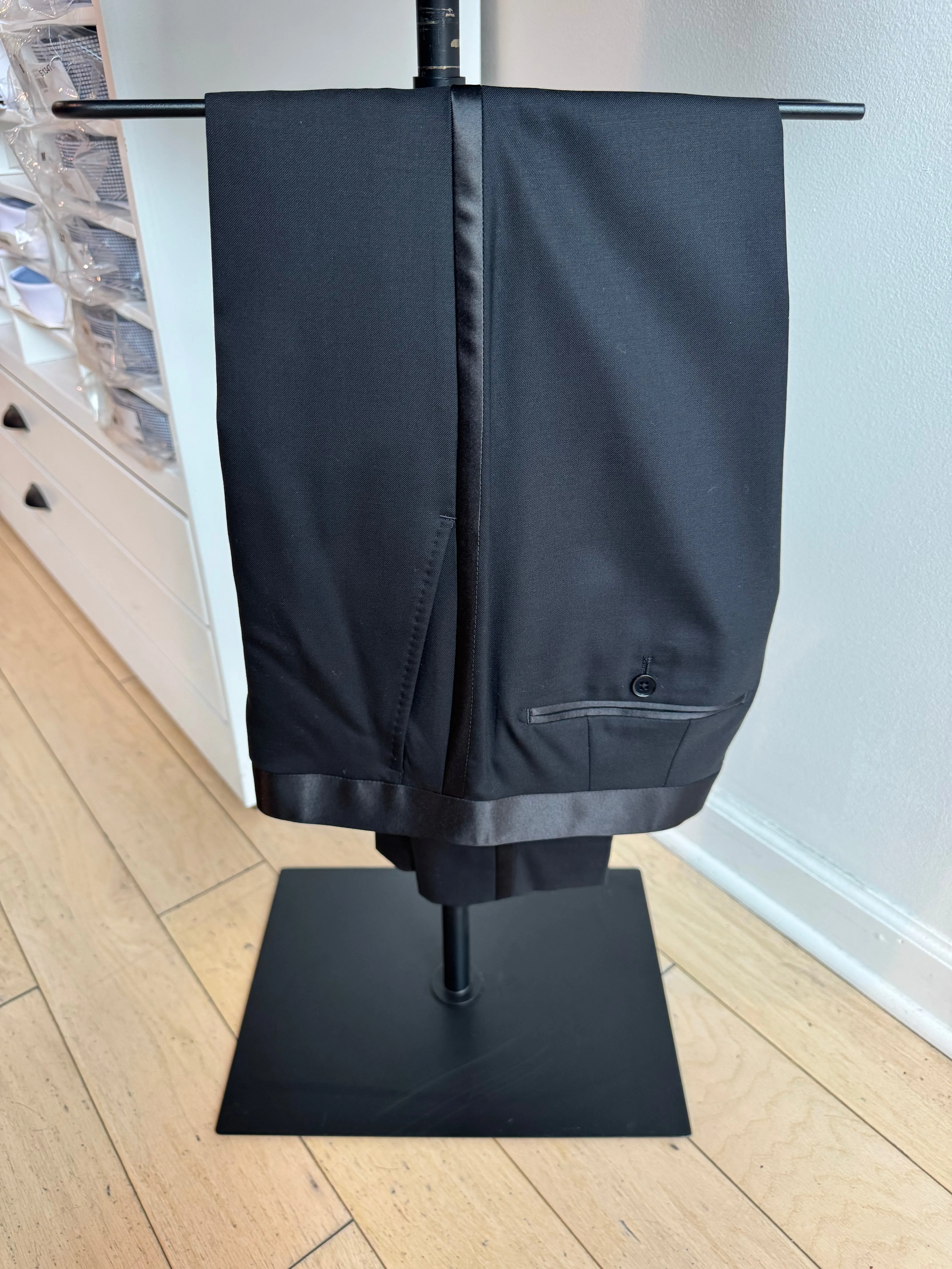 Black Premium Italian Peak Tuxedo
