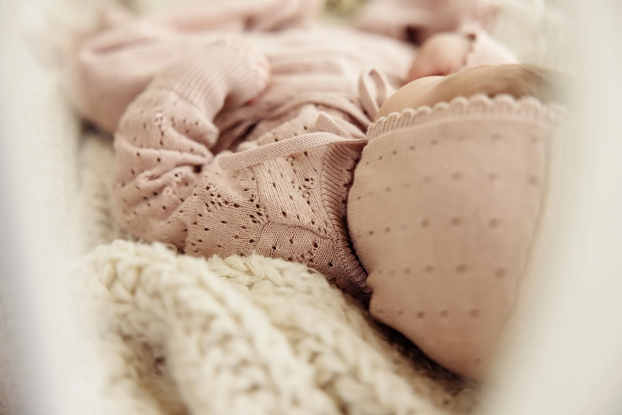 Dotted Open Knit Bonnet