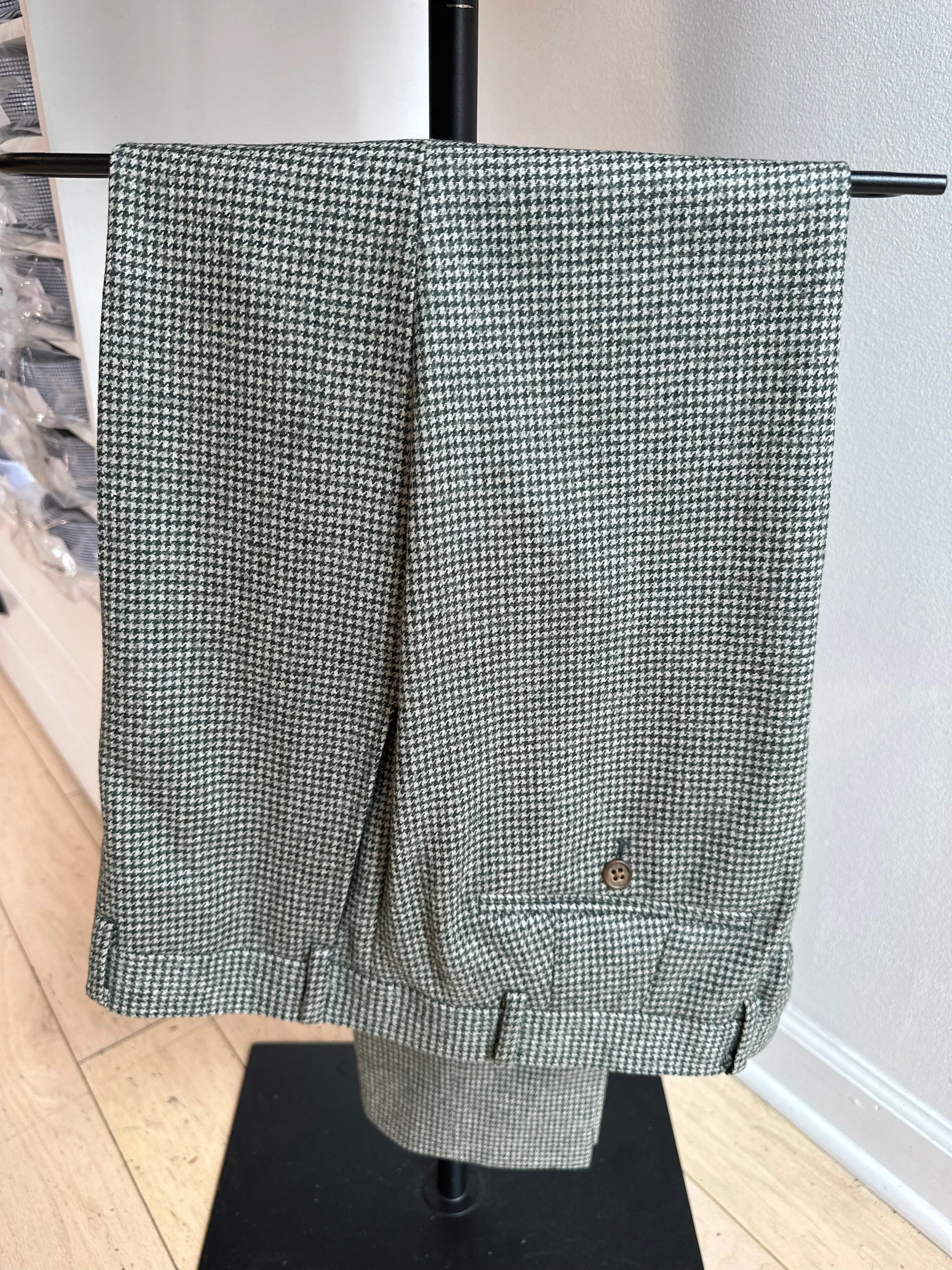 Green & Cream Houndstooth Premium Pants