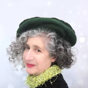 Green Triskel Fascinator Beret