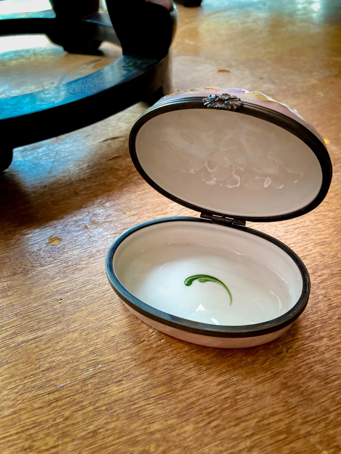 Limoges France Floral Beetle Pink Glass Style Oval Porcelain Pillbox